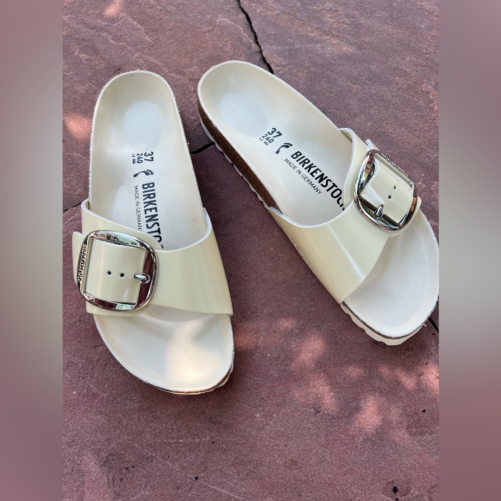 Birkenstock Madrid Big Buckle Butter - Picture 1 of 6